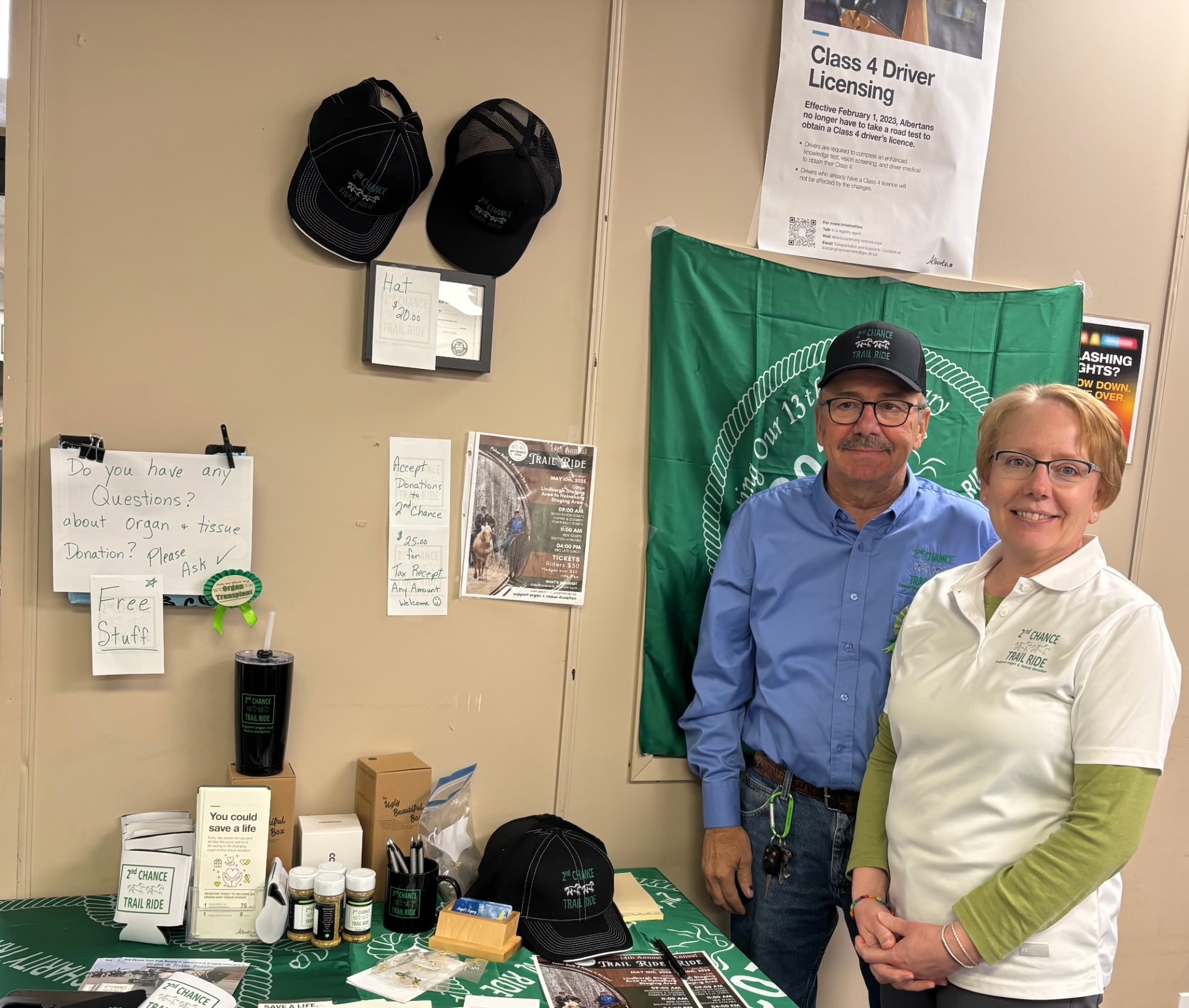 Volunteer Spotlight: Denise & Albert – Advocating for Organ Donation, One Conversation at a Time